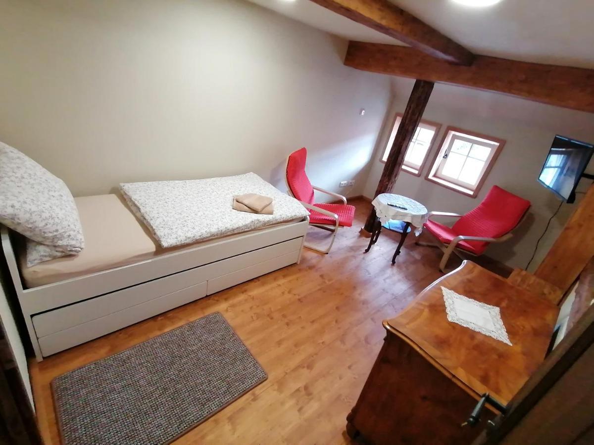 Pferdehof am Burgsberg, Ferienzimmer, Monteurzimmer Seifhennersdorf Exterior foto